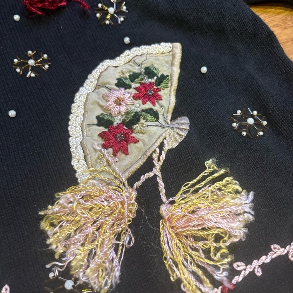 Vintage XL Christmas Sweater Black Beaded Embroidered  Flare Sleeves - Picture 5 of 13